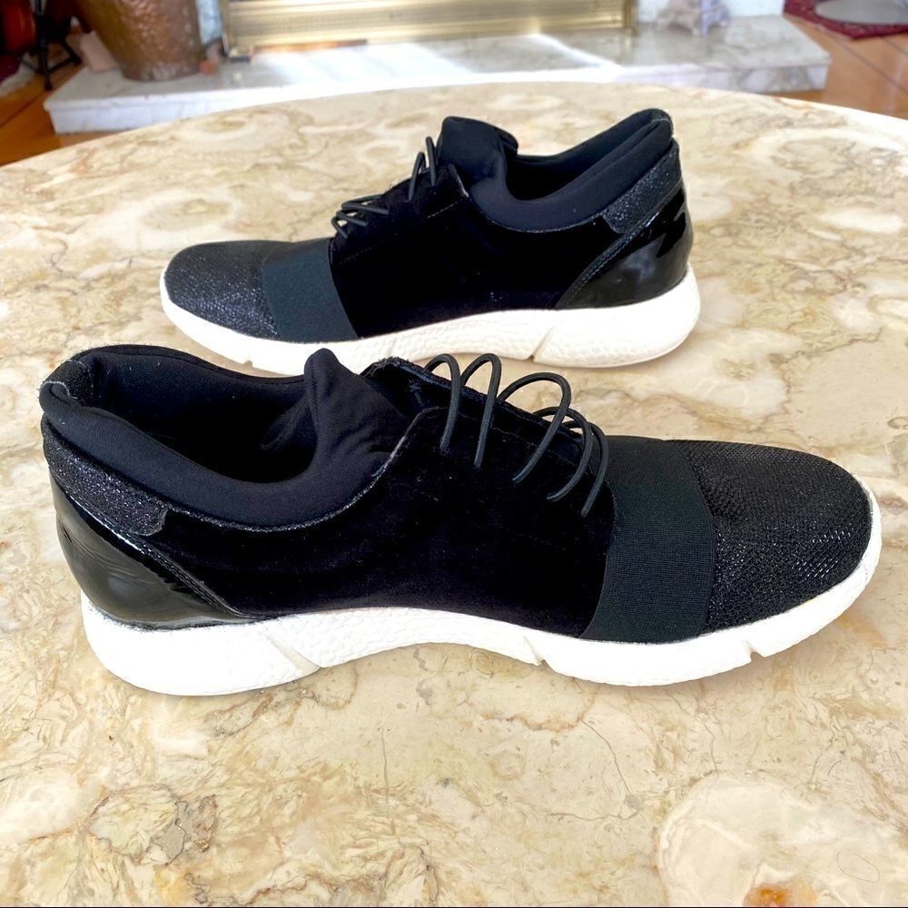 Stau European Slip On Training Sneakers